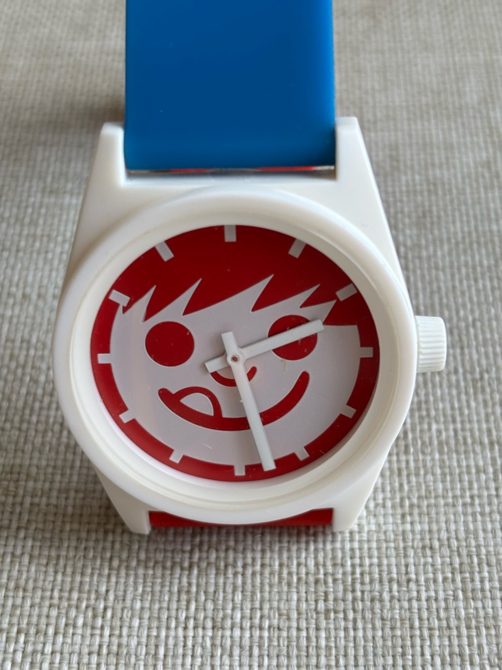 Neff Daily Smiley Face Watch